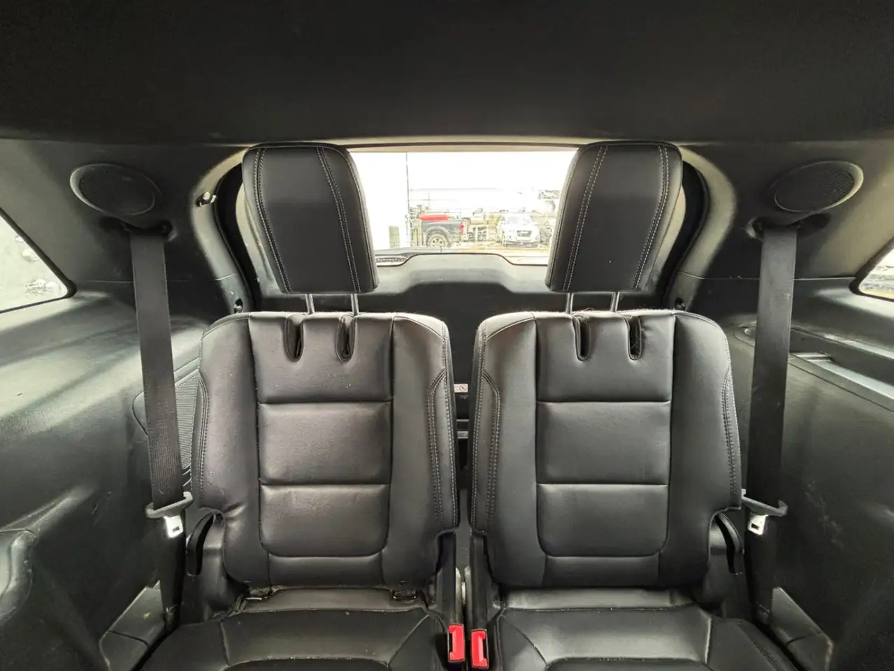 Ford Explorer photo Ford Explorer