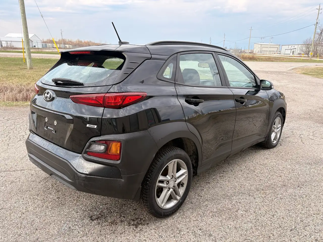 Hyundai KONA снимка Hyundai KONA