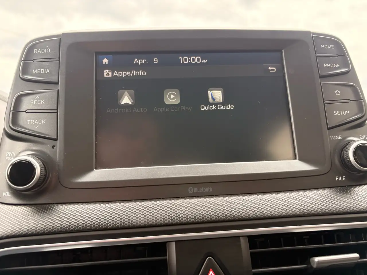 Hyundai KONA снимка Hyundai KONA