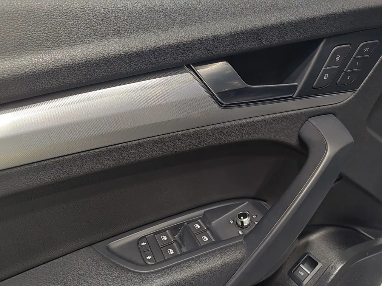 Audi Q5 снимка Audi Q5