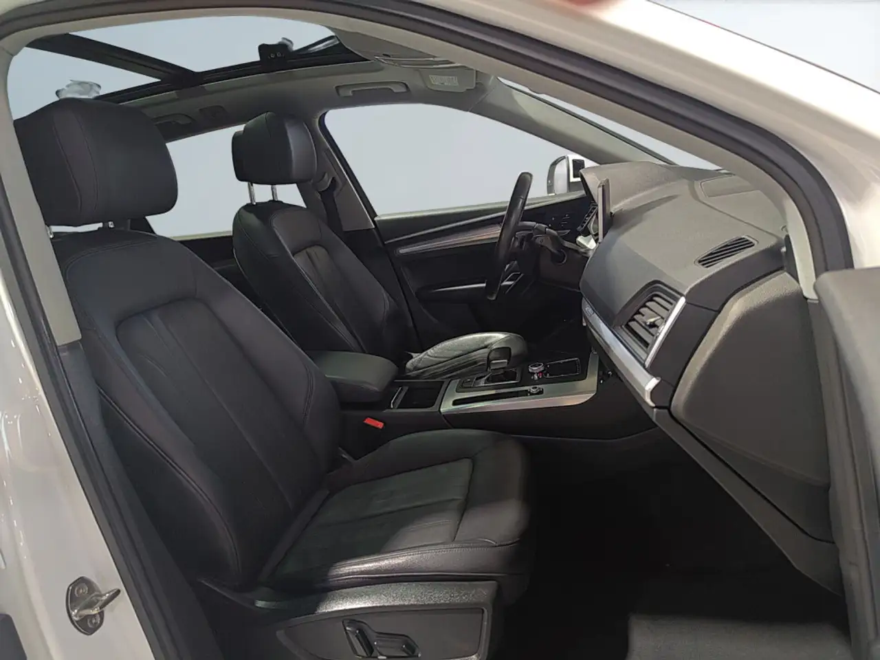 Audi Q5 снимка Audi Q5