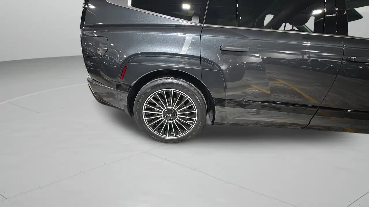 Hyundai IONIQ 9 снимка Hyundai IONIQ 9