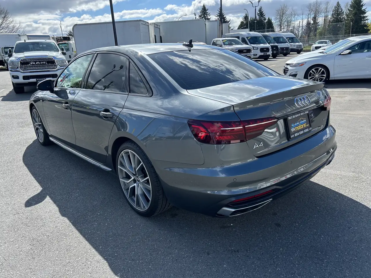 Audi A4 photo Audi A4