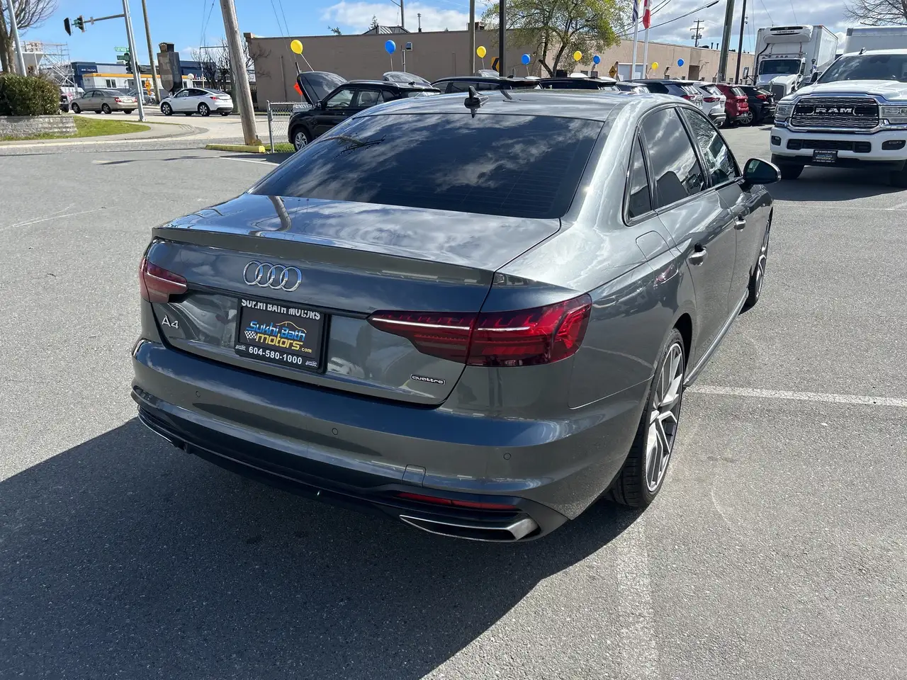 Audi A4 photo Audi A4