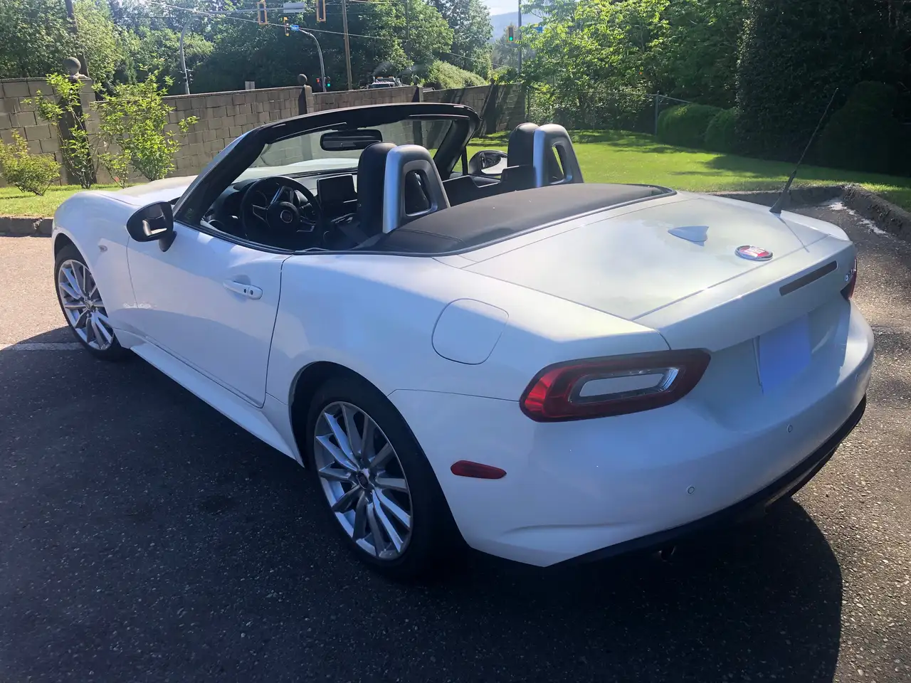 Fiat 124 Spider photo Fiat 124 Spider