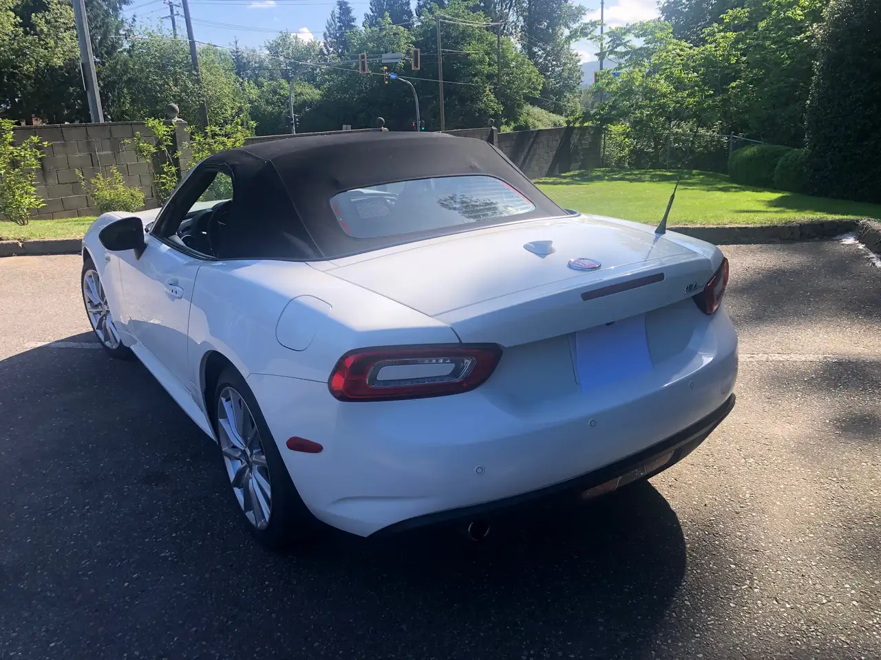 Fiat 124 Spider photo Fiat 124 Spider