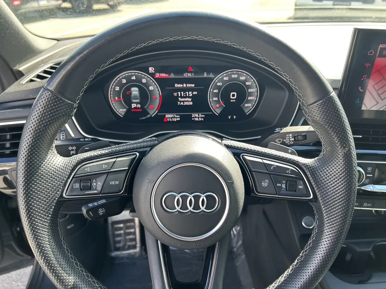Audi A4 photo Audi A4