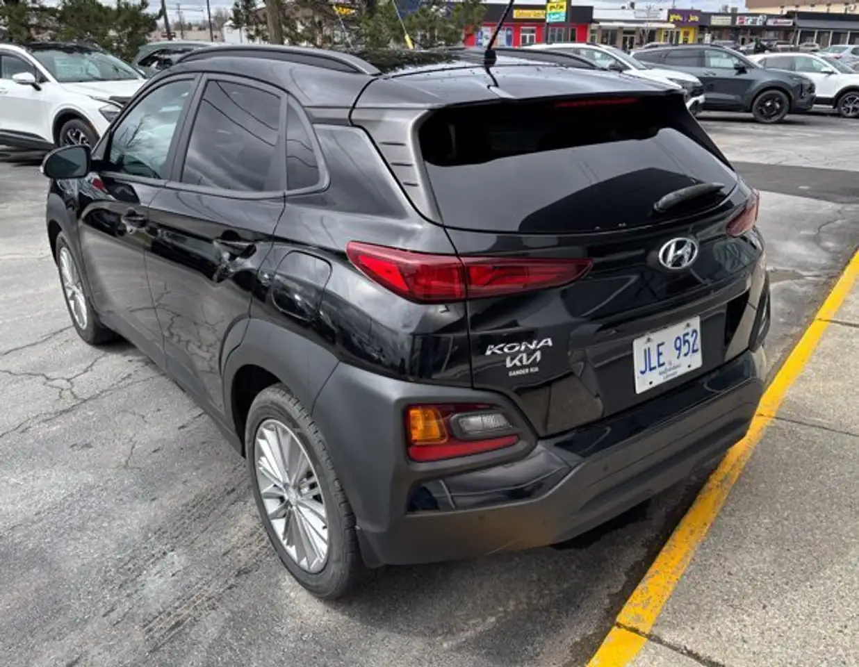 Hyundai KONA снимка Hyundai KONA