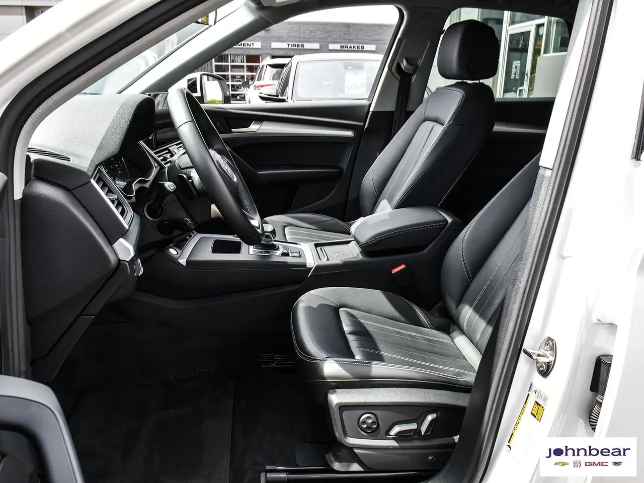 Audi Q5 снимка Audi Q5