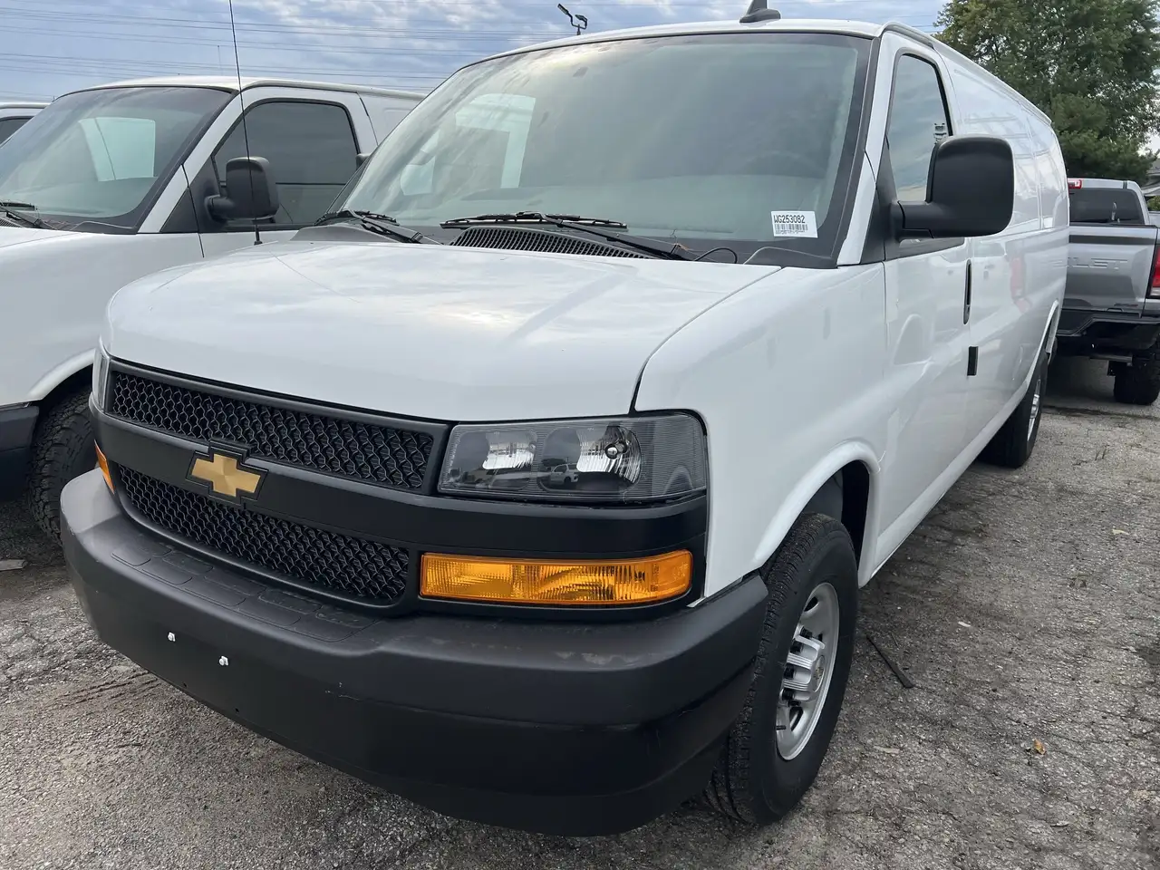 Chevrolet Express 2500 снимка Chevrolet Express 2500