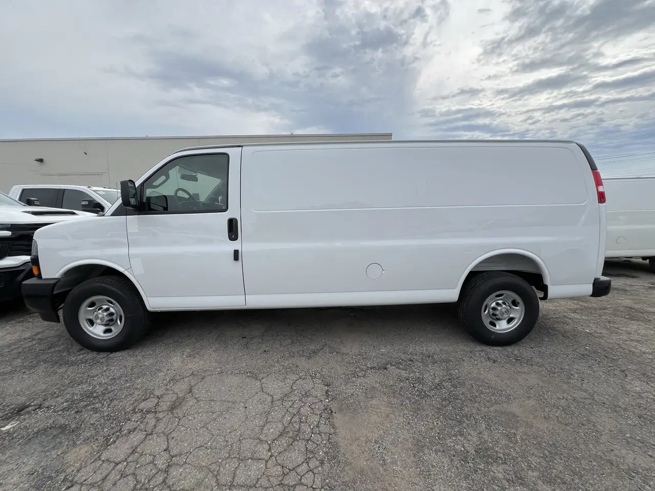 Chevrolet Express 2500 снимка Chevrolet Express 2500