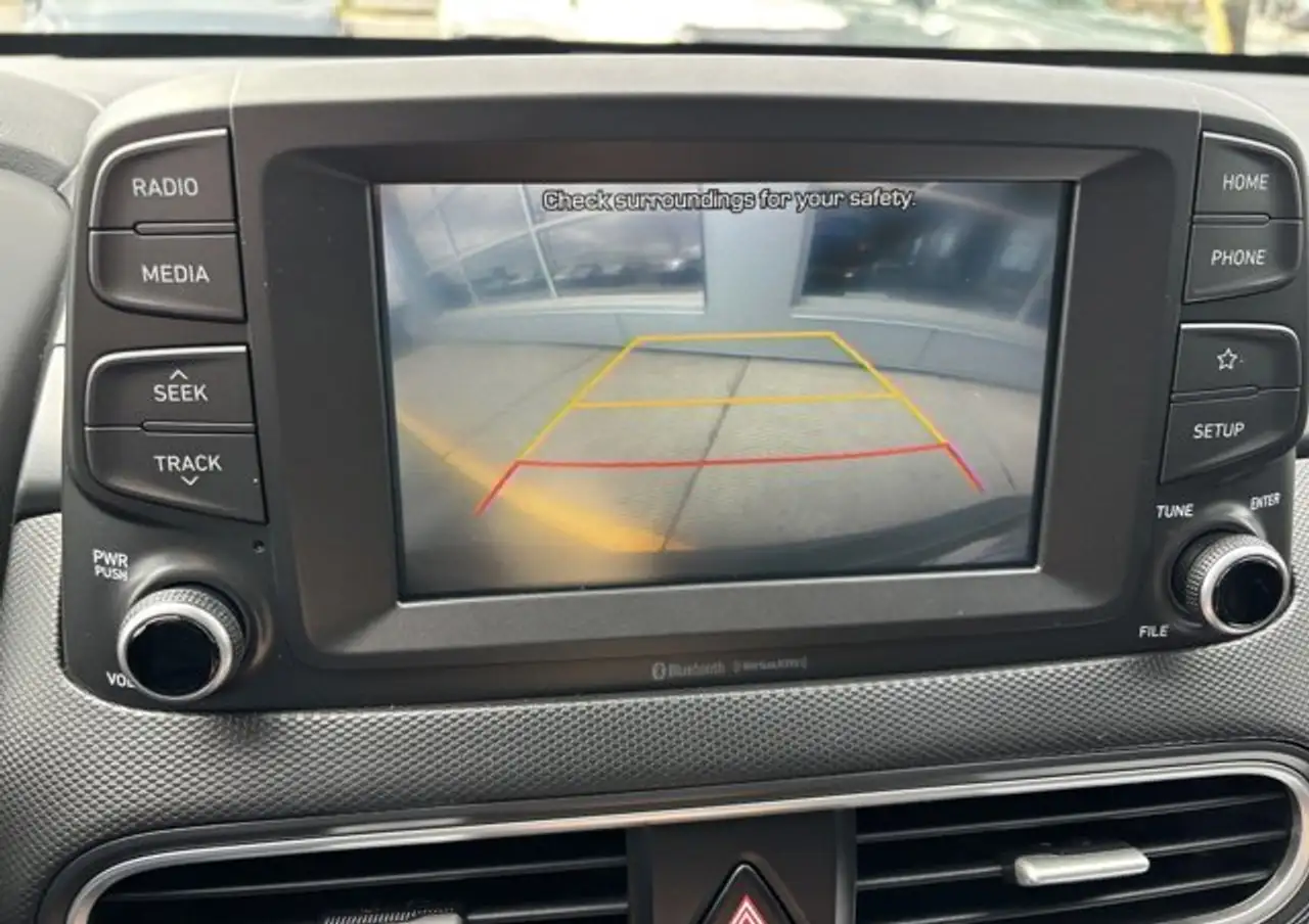 Hyundai KONA снимка Hyundai KONA