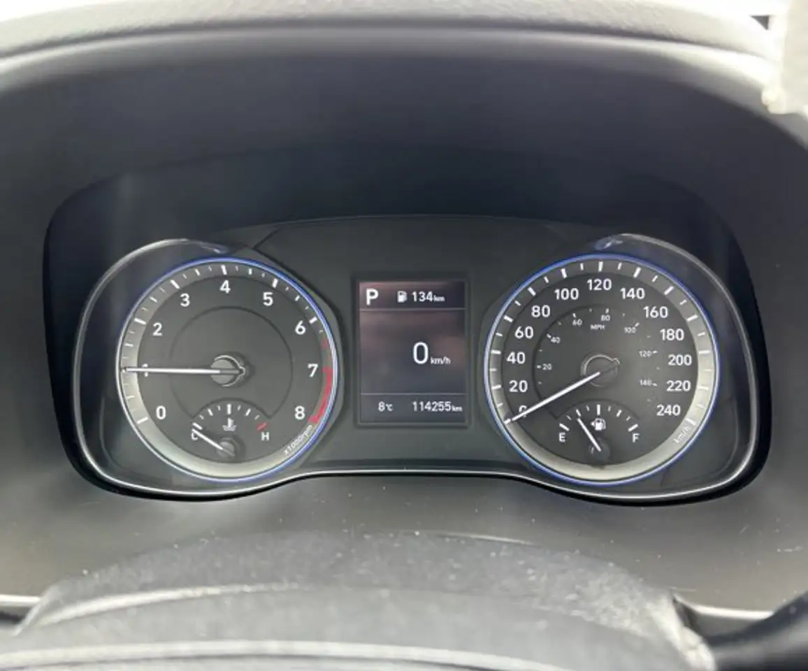 Hyundai KONA снимка Hyundai KONA