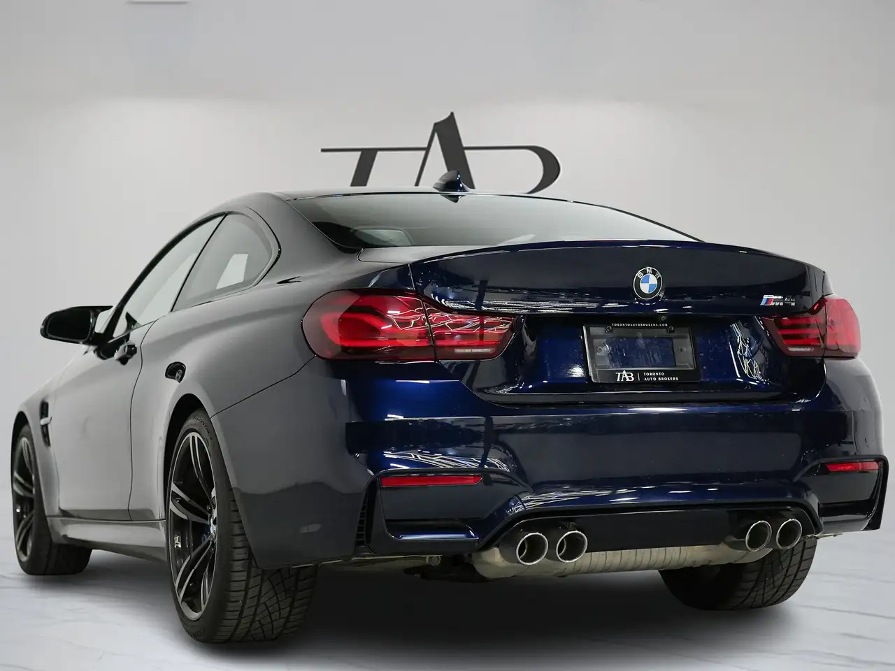 BMW M4 снимка BMW M4