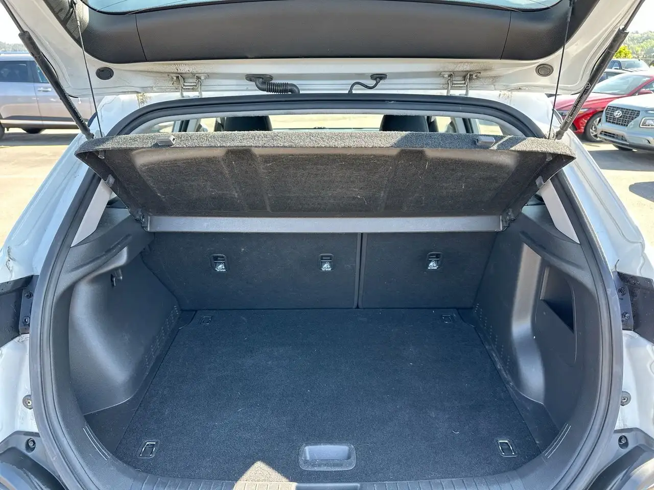 Hyundai KONA снимка Hyundai KONA