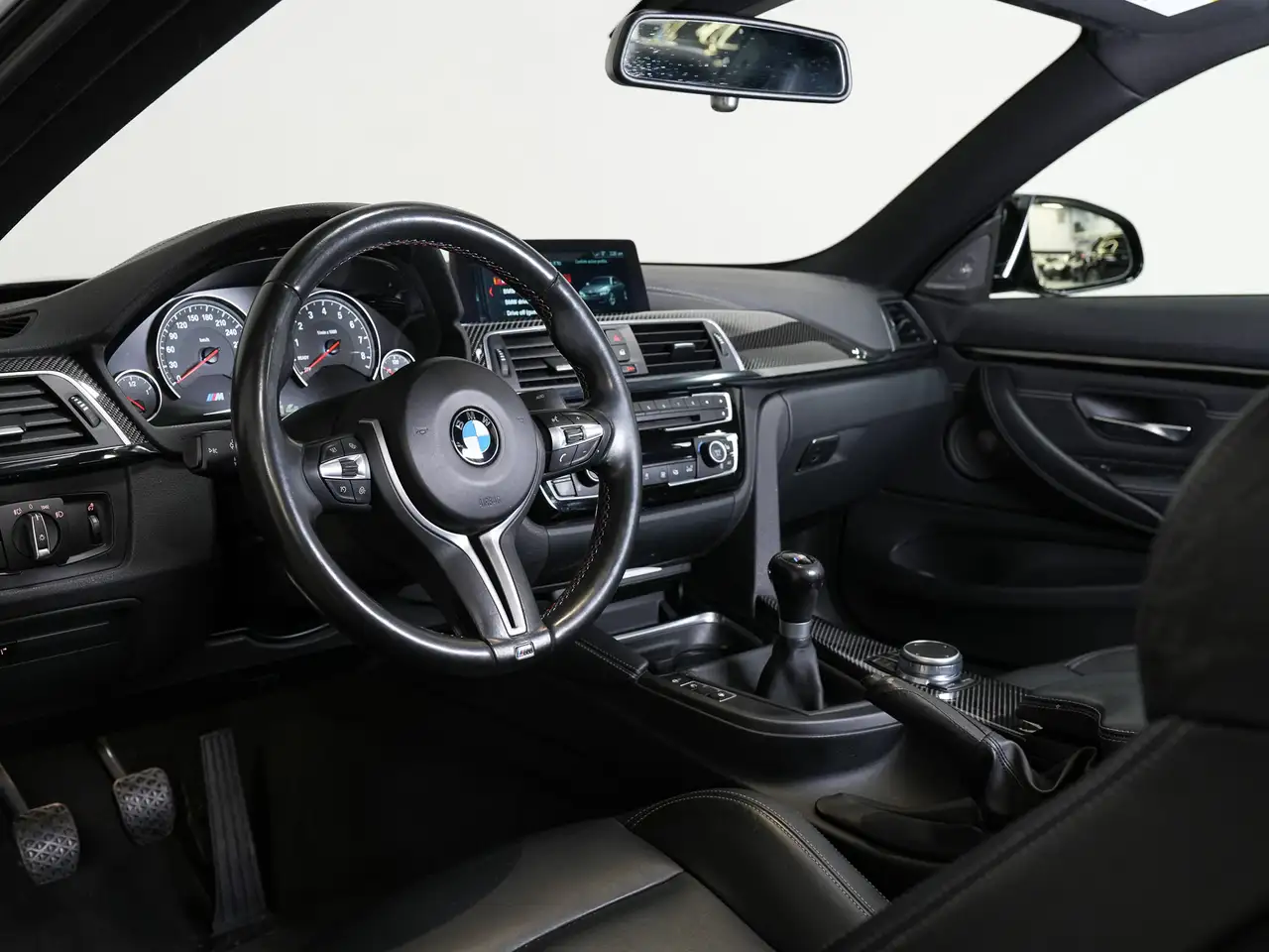 BMW M4 снимка BMW M4