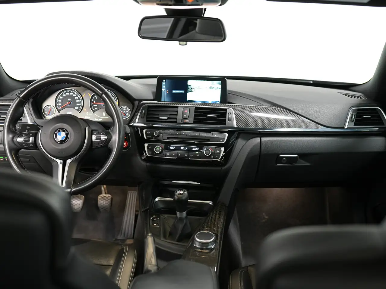 BMW M4 снимка BMW M4