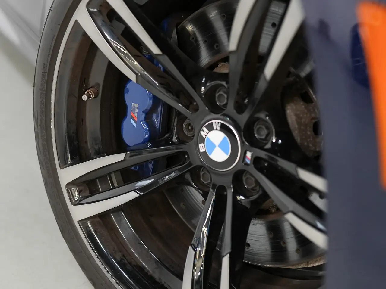 BMW M4 снимка BMW M4