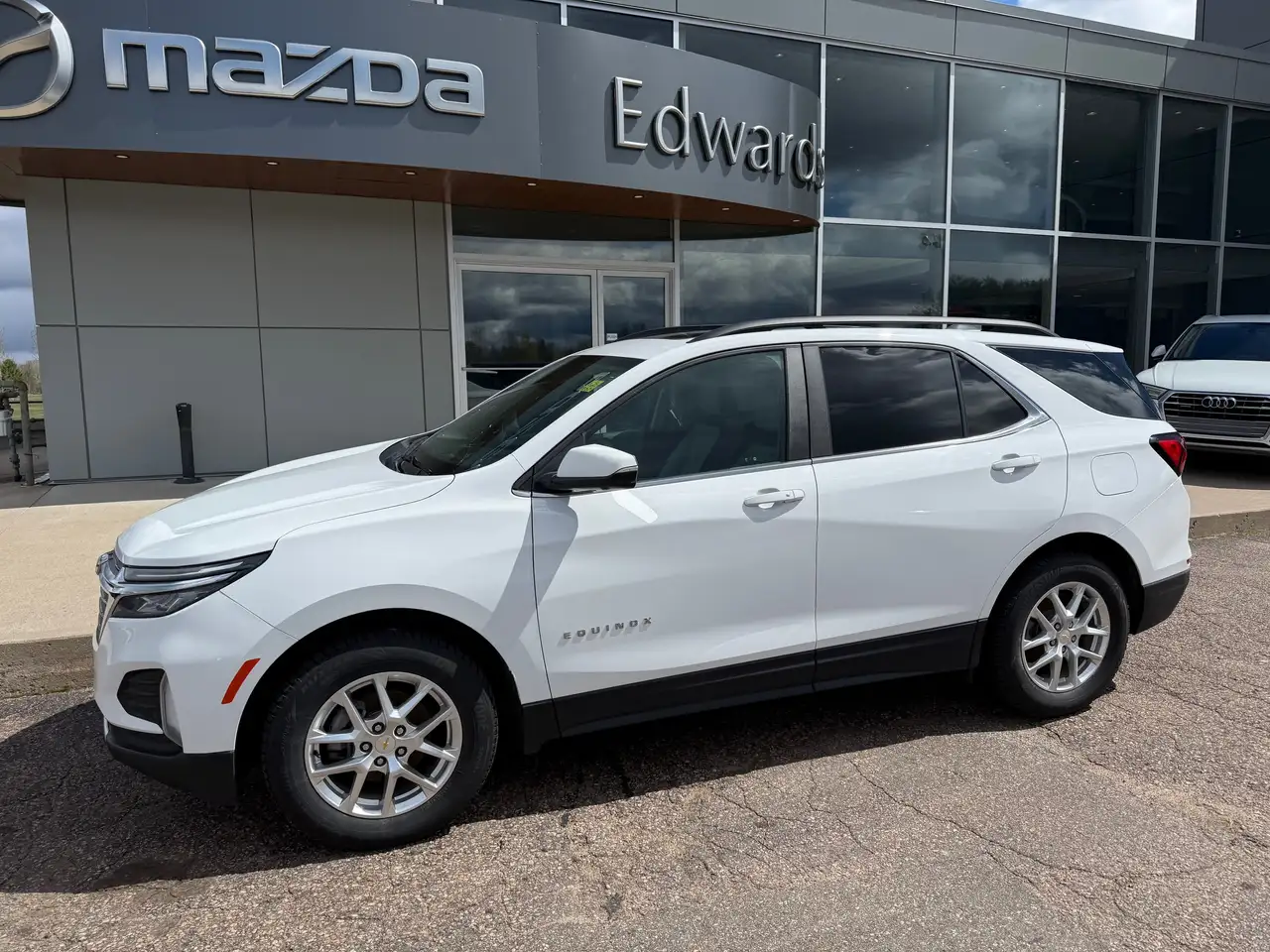 Chevrolet Equinox снимка Chevrolet Equinox
