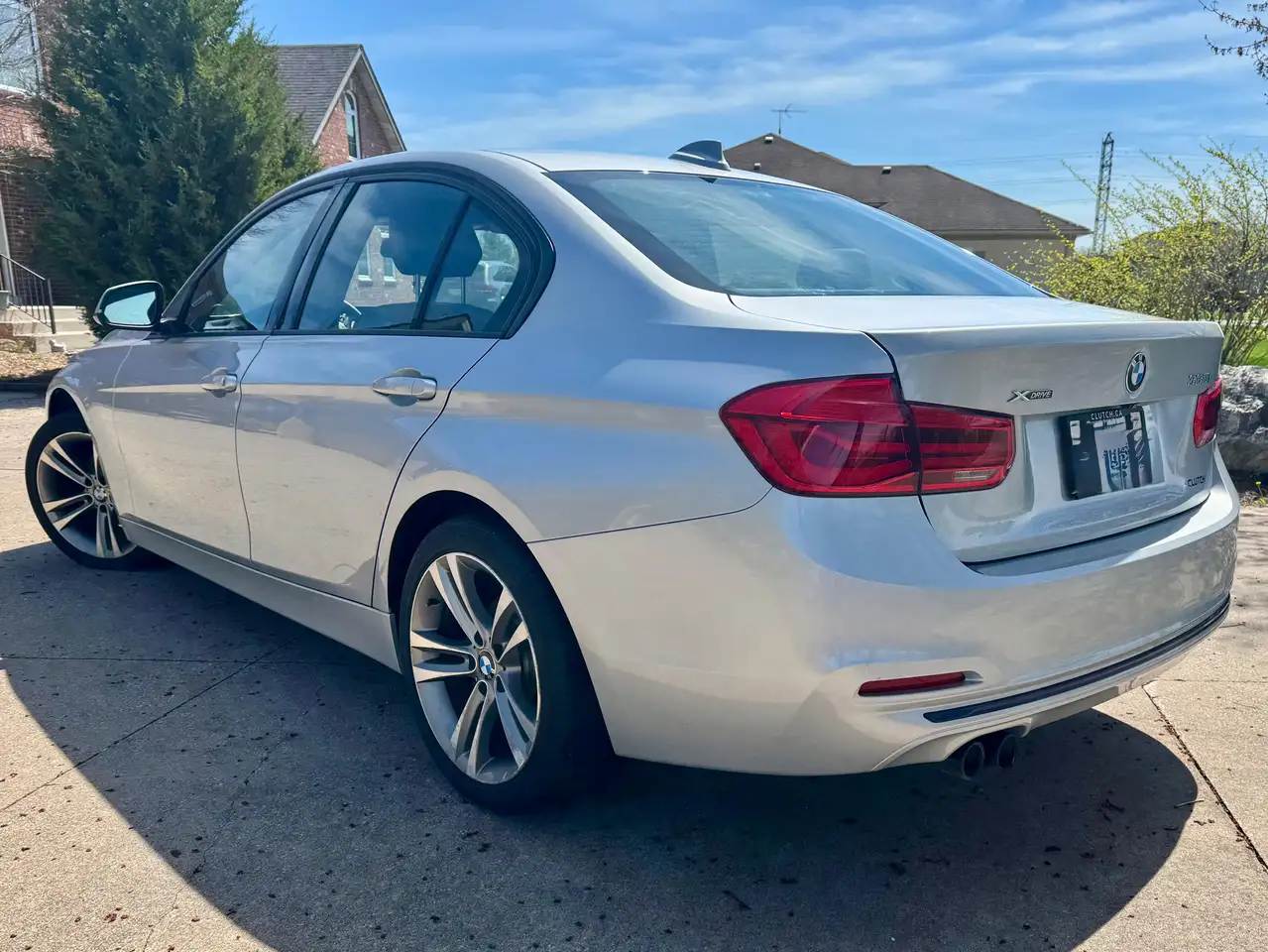 BMW 3 Series снимка BMW 3 Series