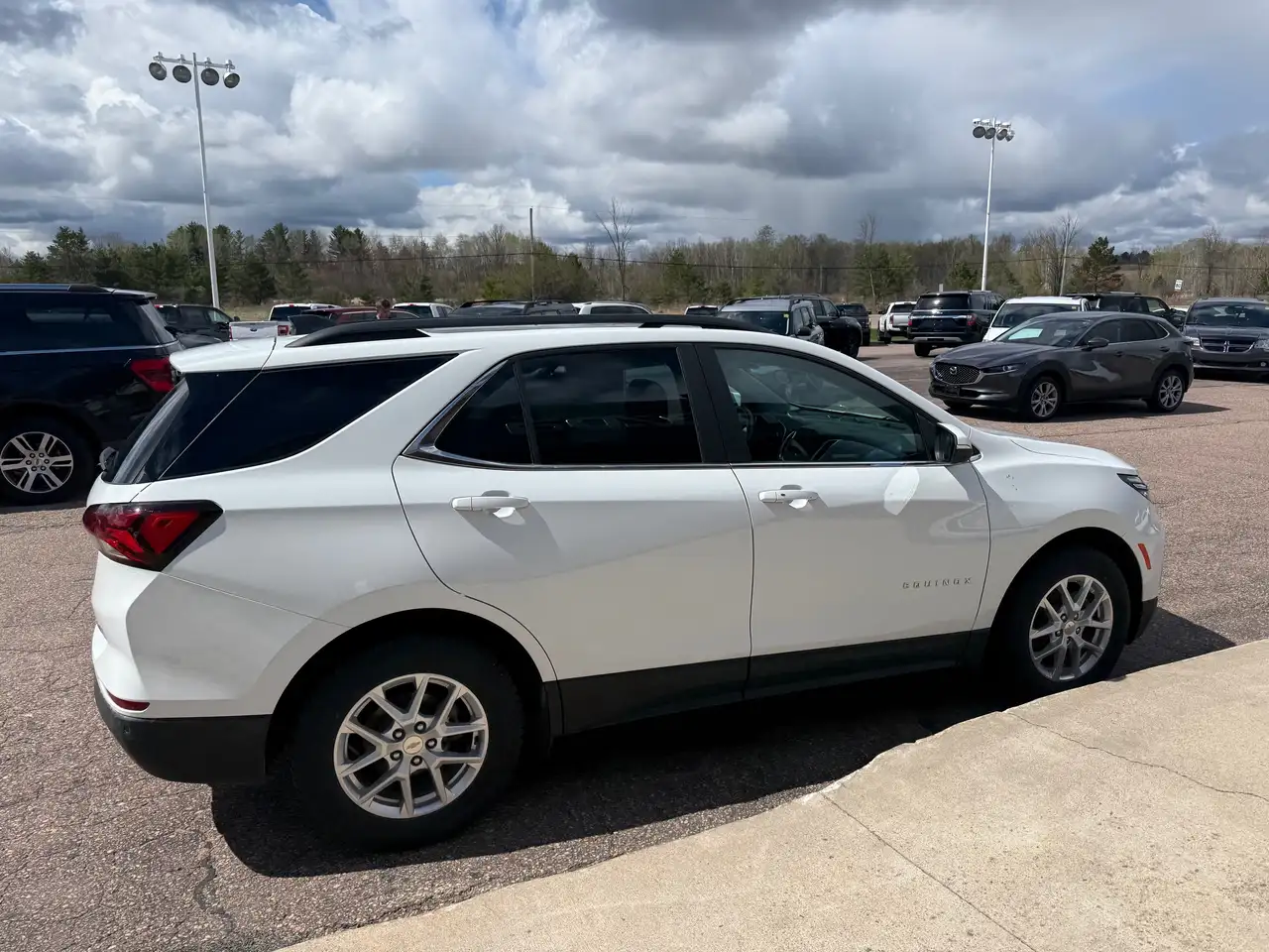 Chevrolet Equinox снимка Chevrolet Equinox