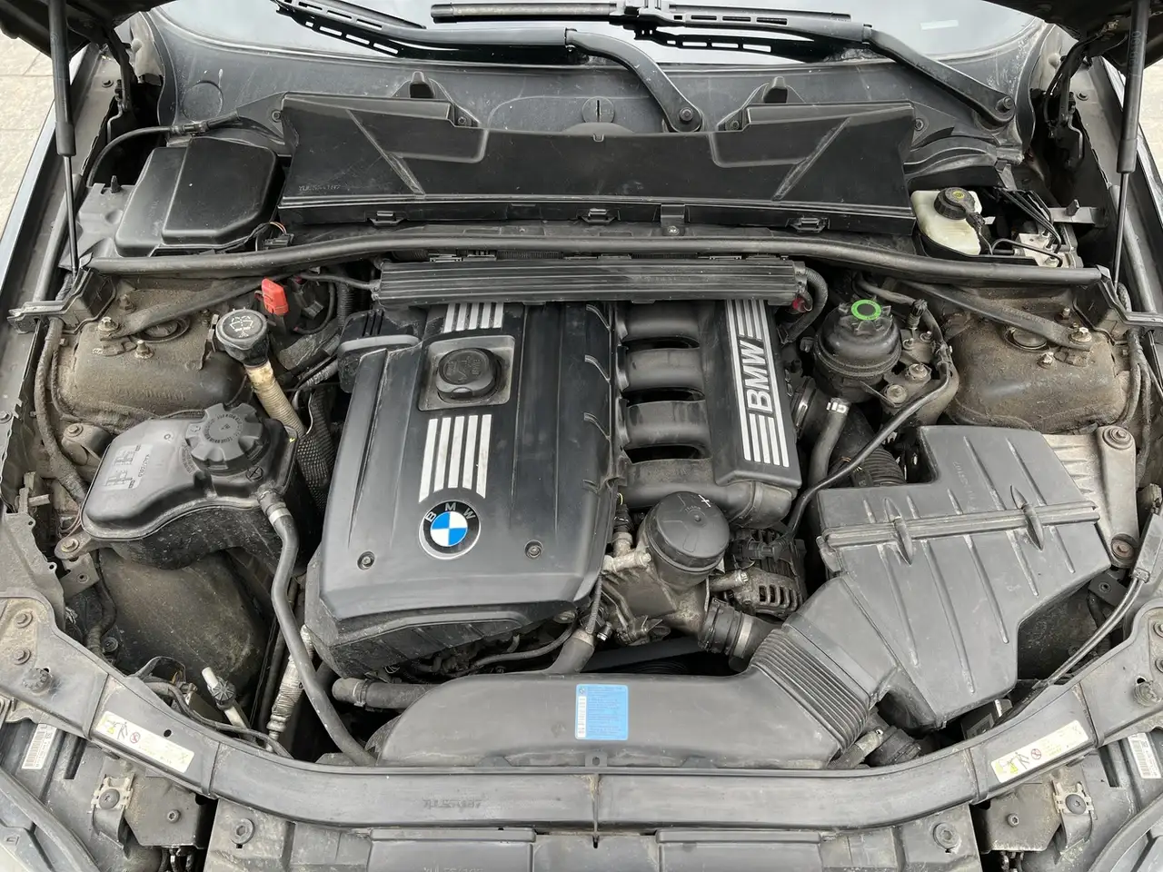 BMW 3 Series photo BMW 3 Series