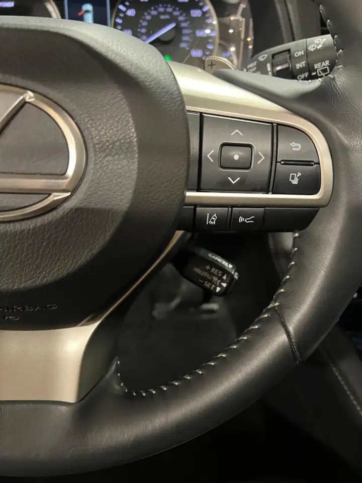 Lexus RX photo Lexus RX