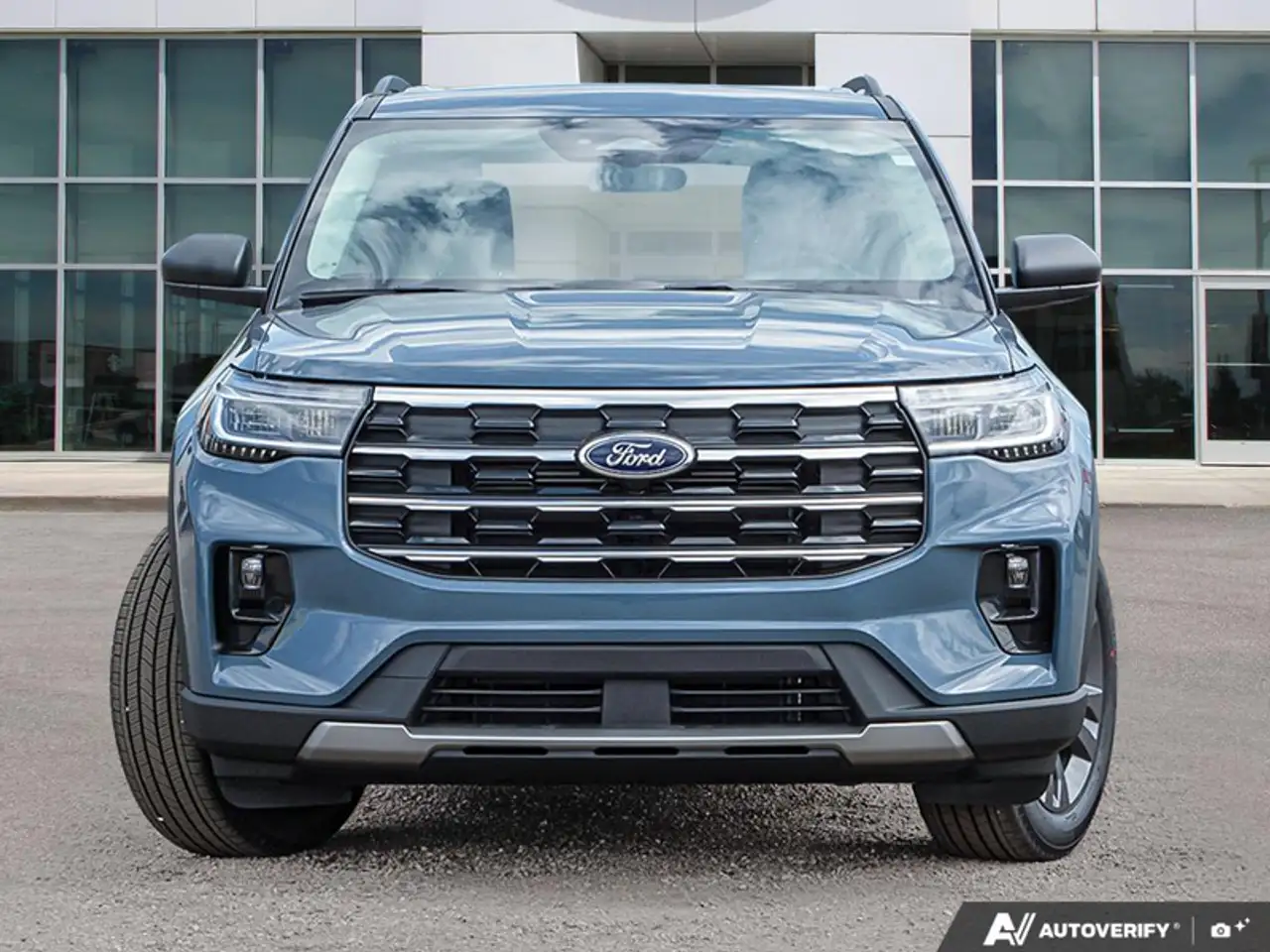Ford Explorer photo Ford Explorer