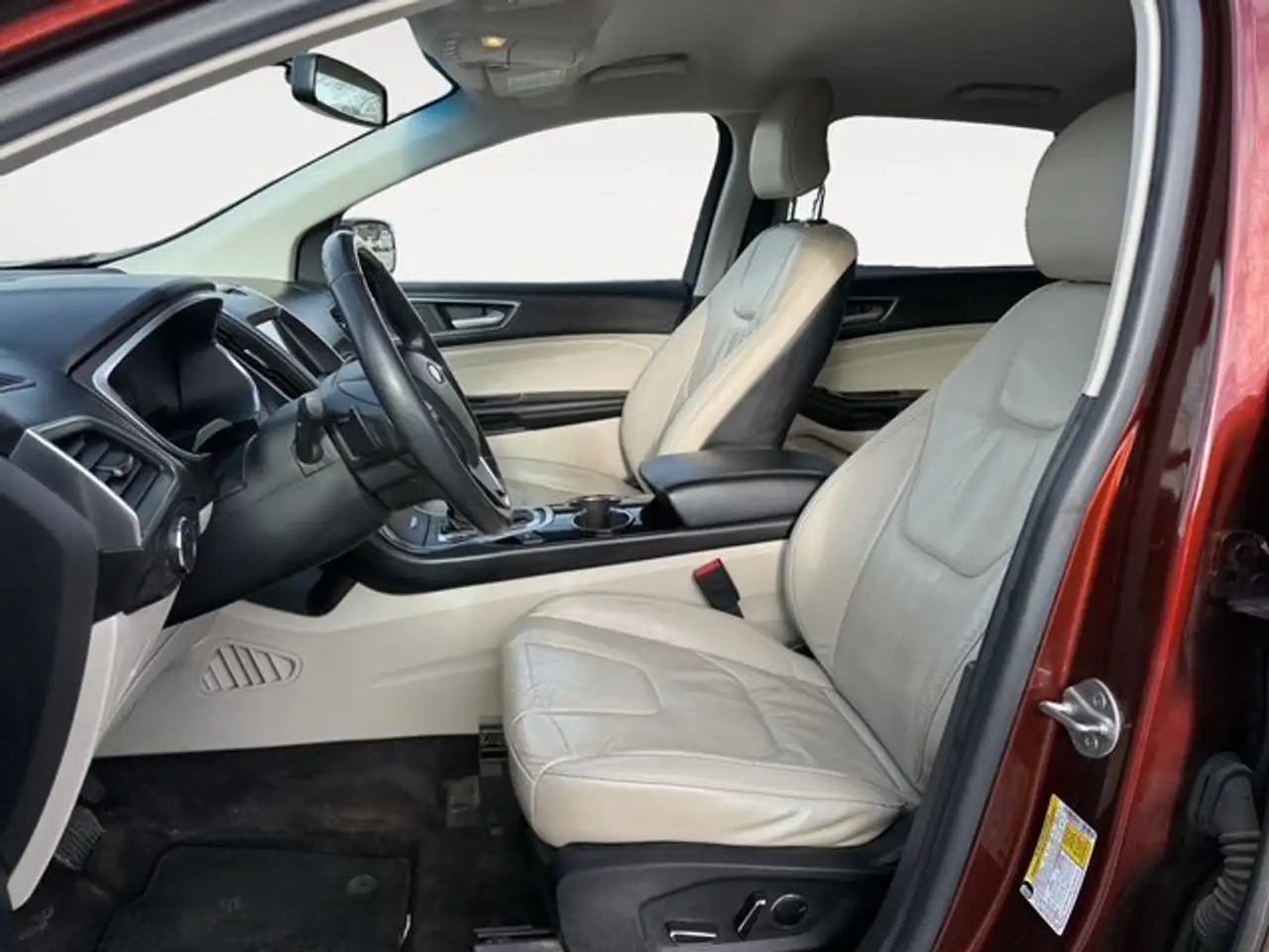 Ford Edge photo Ford Edge