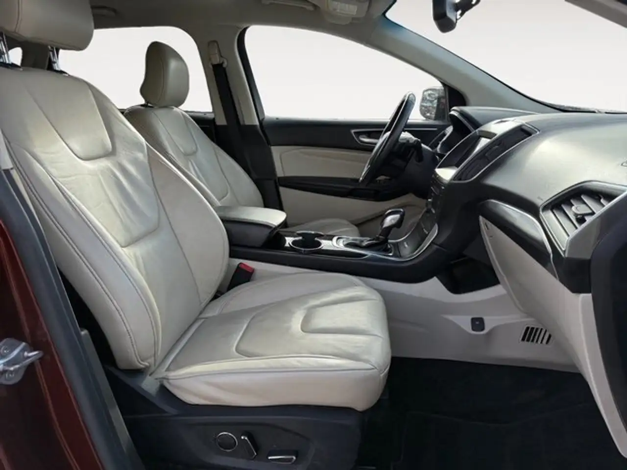 Ford Edge photo Ford Edge