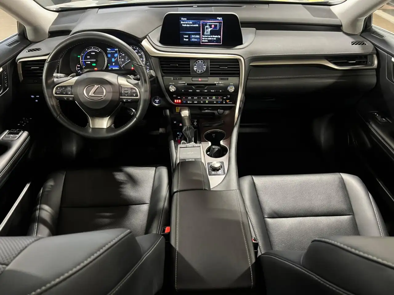 Lexus RX photo Lexus RX