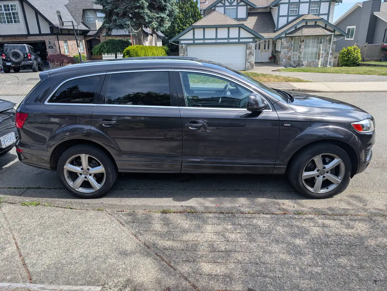 Audi Q7 photo Audi Q7