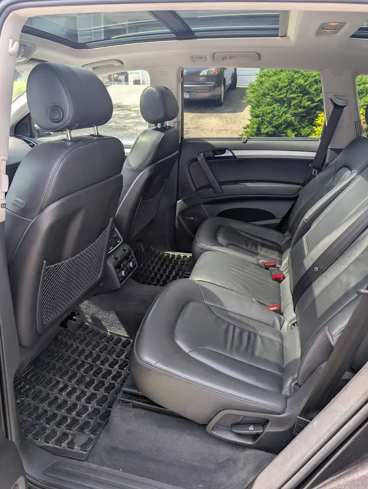 Audi Q7 photo Audi Q7