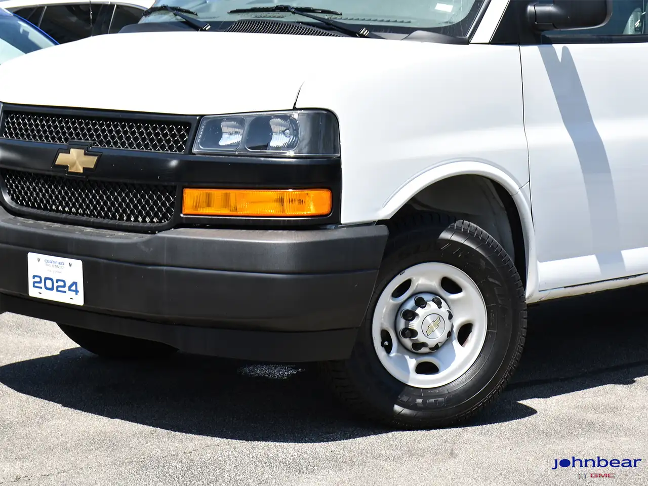 Chevrolet Express 2500 photo Chevrolet Express 2500