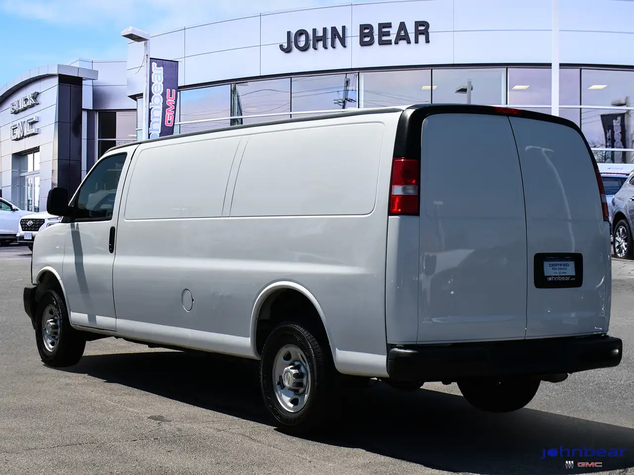 Chevrolet Express 2500 photo Chevrolet Express 2500