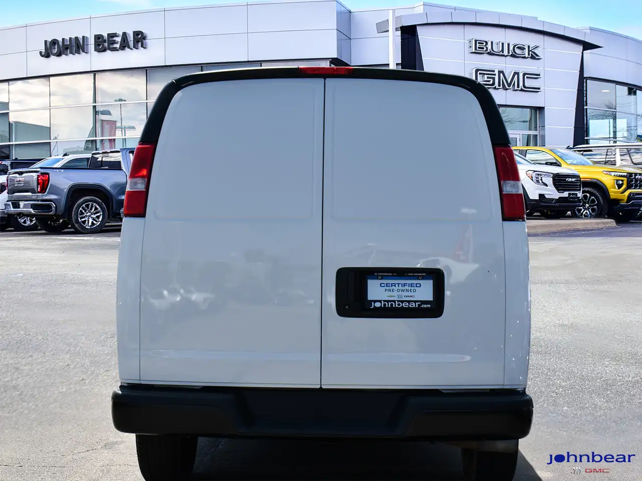 Chevrolet Express 2500 photo Chevrolet Express 2500