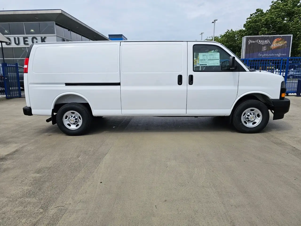 Chevrolet Express 3500 fotografie Chevrolet Express 3500