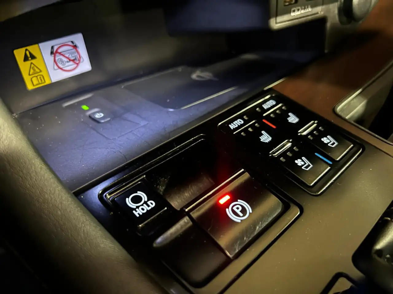 Lexus RX photo Lexus RX