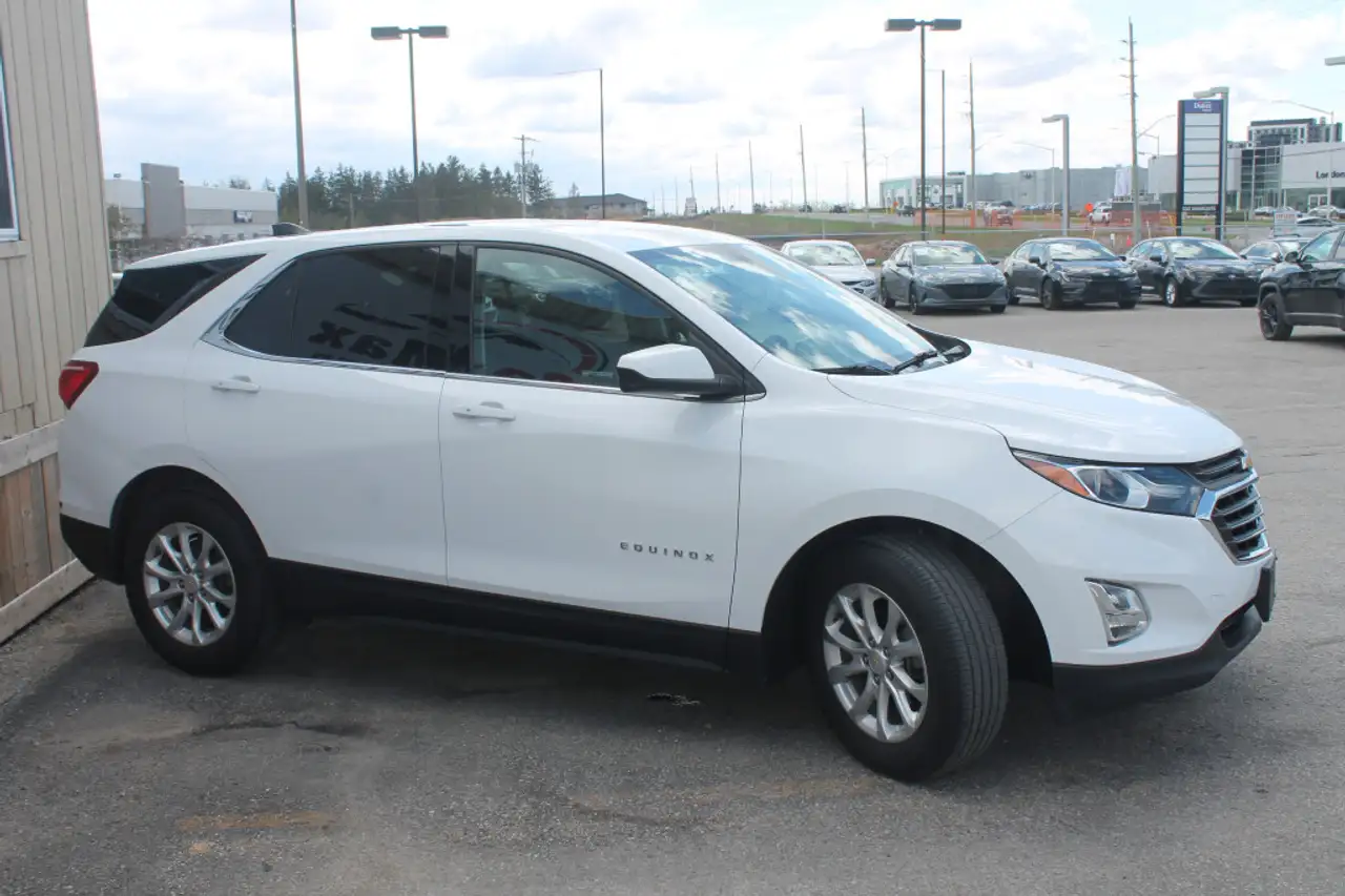 Chevrolet Equinox photo Chevrolet Equinox