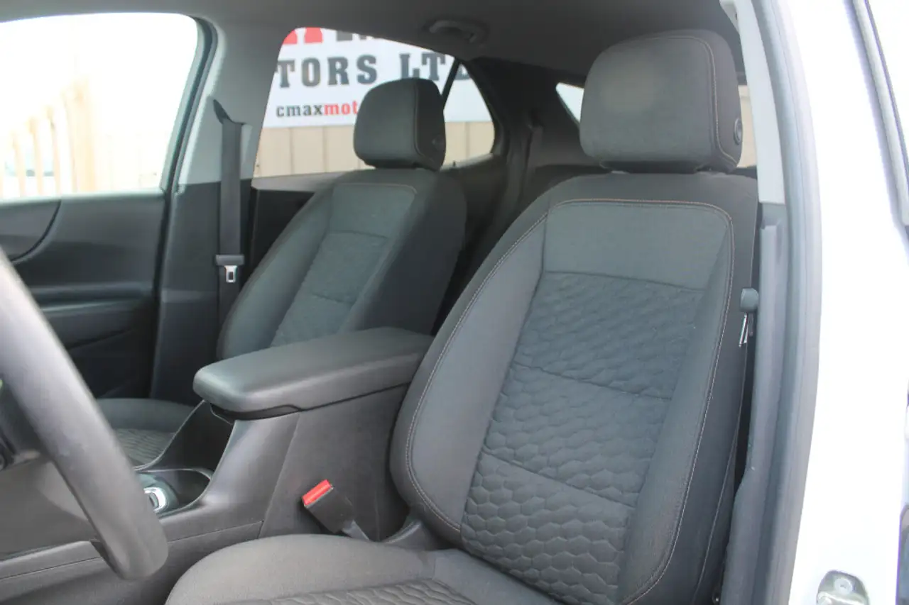 Chevrolet Equinox photo Chevrolet Equinox