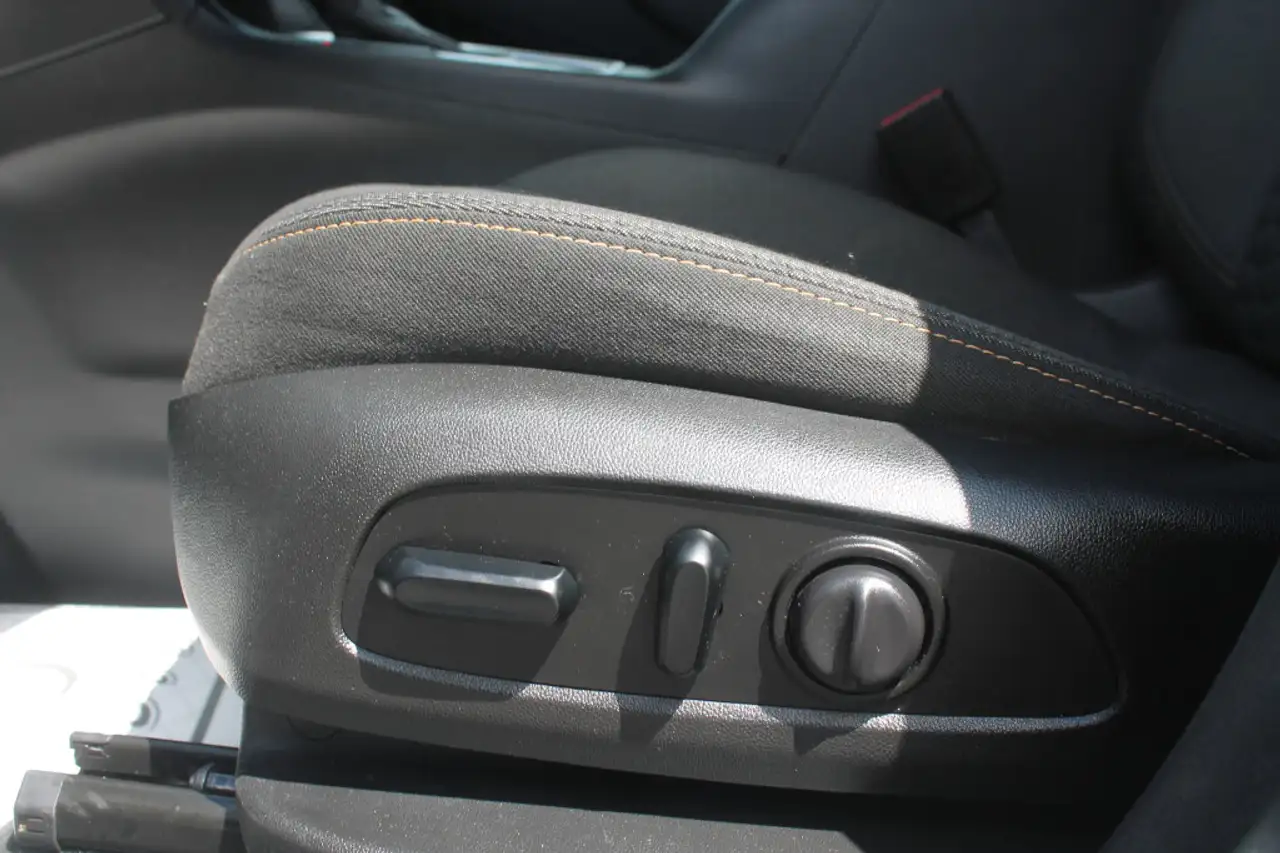 Chevrolet Equinox photo Chevrolet Equinox