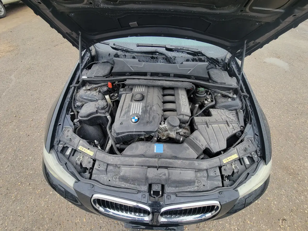 BMW 3 Series снимка BMW 3 Series