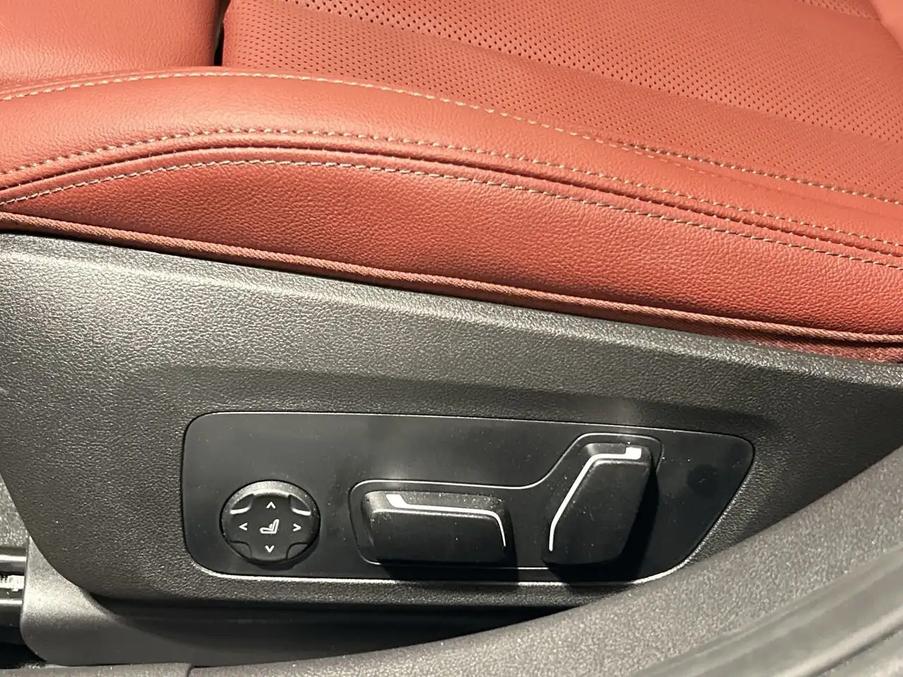 BMW 3 Series снимка BMW 3 Series