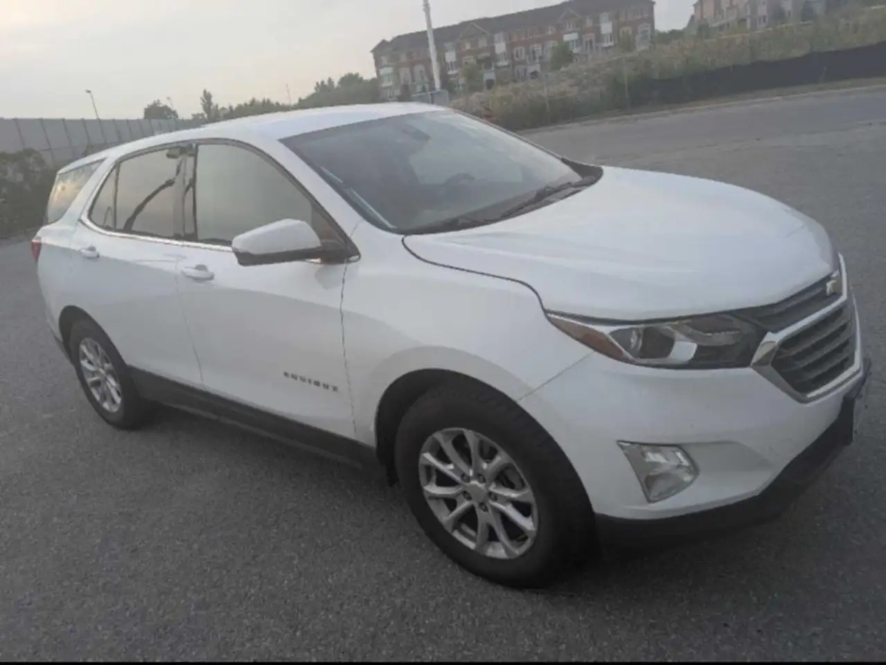 Chevrolet Equinox снимка Chevrolet Equinox
