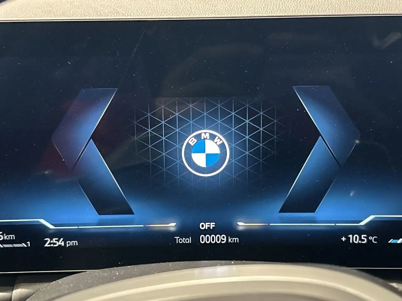 BMW 3 Series снимка BMW 3 Series