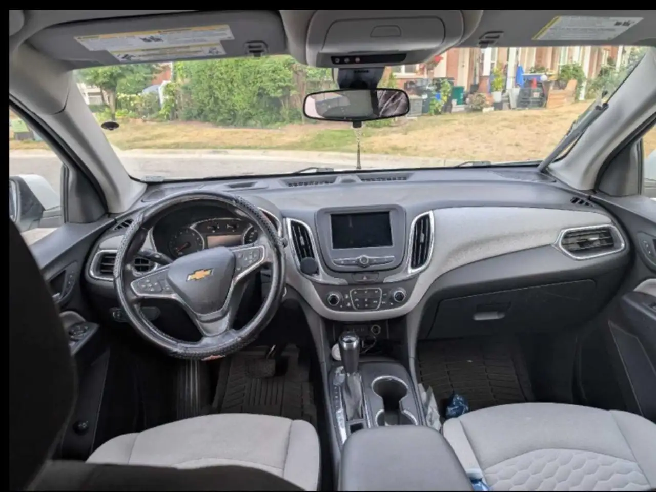 Chevrolet Equinox снимка Chevrolet Equinox