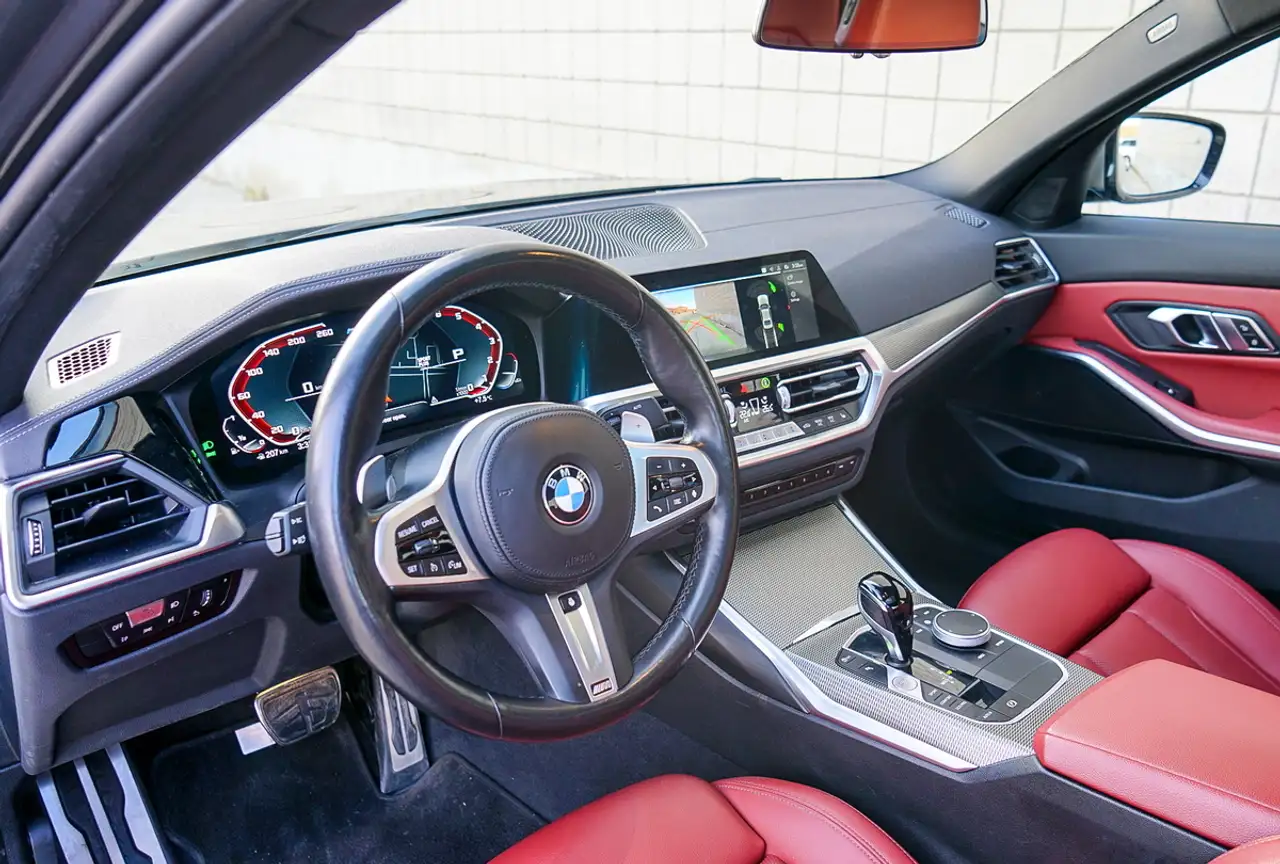 BMW 3 Series снимка BMW 3 Series