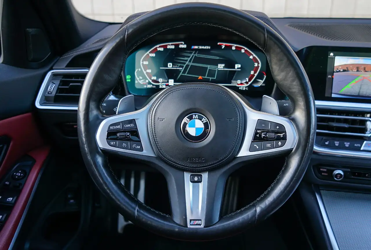 BMW 3 Series снимка BMW 3 Series