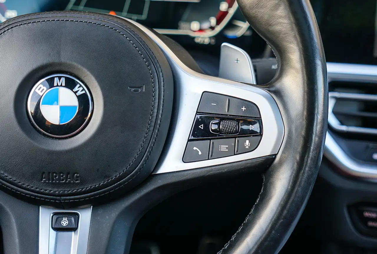 BMW 3 Series снимка BMW 3 Series
