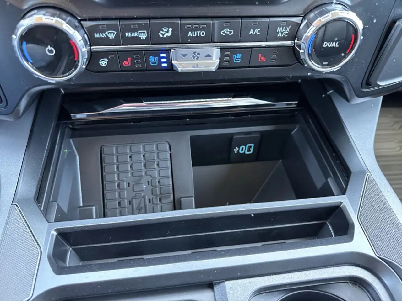 Ford F 350 снимка Ford F 350